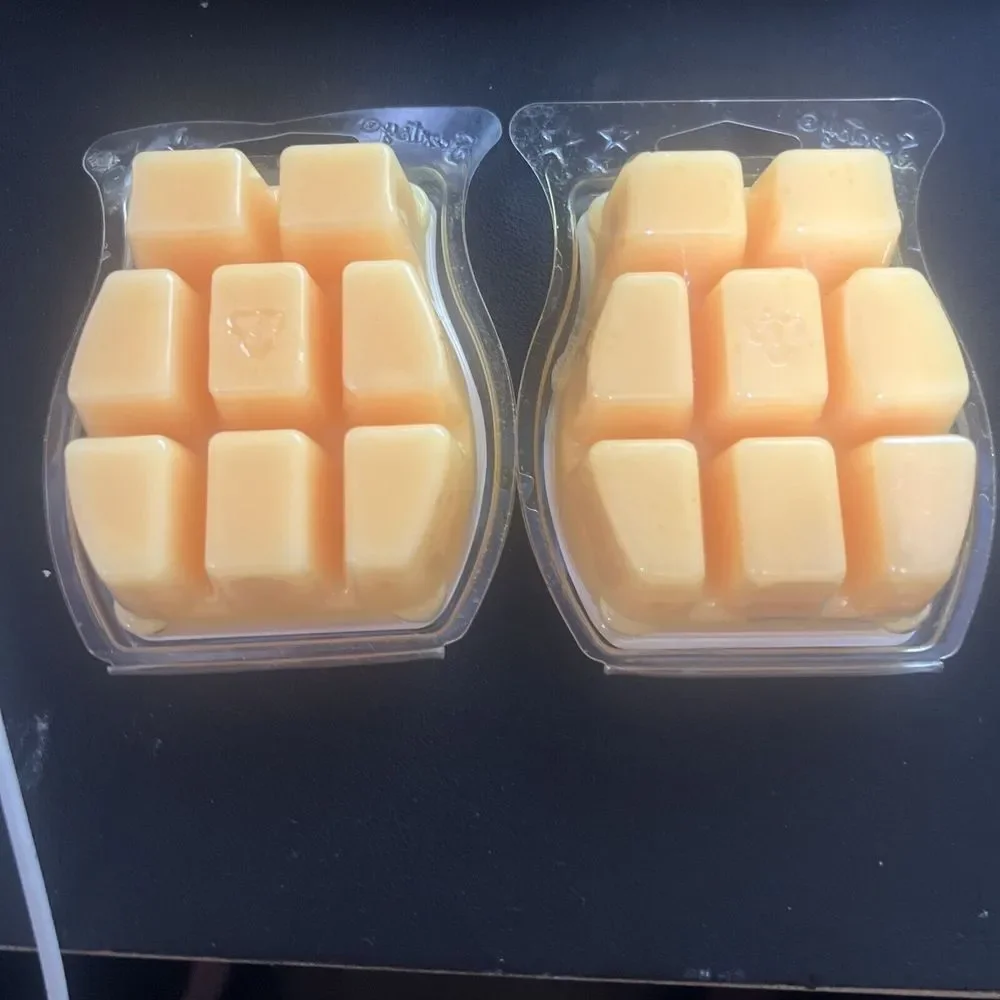 (2) NEW Scentsy POSY PEACH Wax Bar - Discontinued‎ Scent!